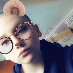 Meet your Posher, Kye